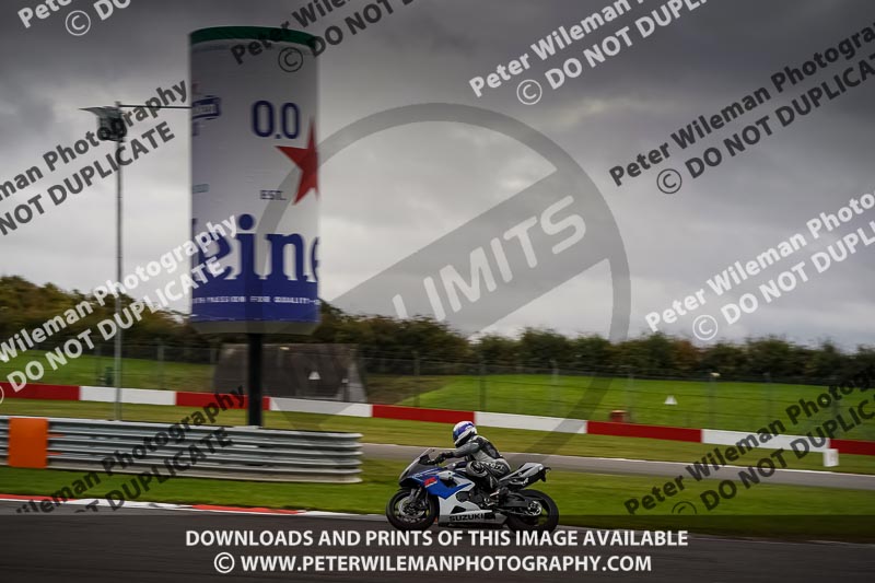 donington no limits trackday;donington park photographs;donington trackday photographs;no limits trackdays;peter wileman photography;trackday digital images;trackday photos